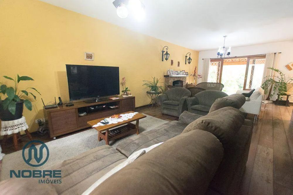 Casa com 3 dormitórios à venda, 270 m² por R$ 1.200.000,00 - Bom Retiro - Teresópolis/RJ - Foto 3