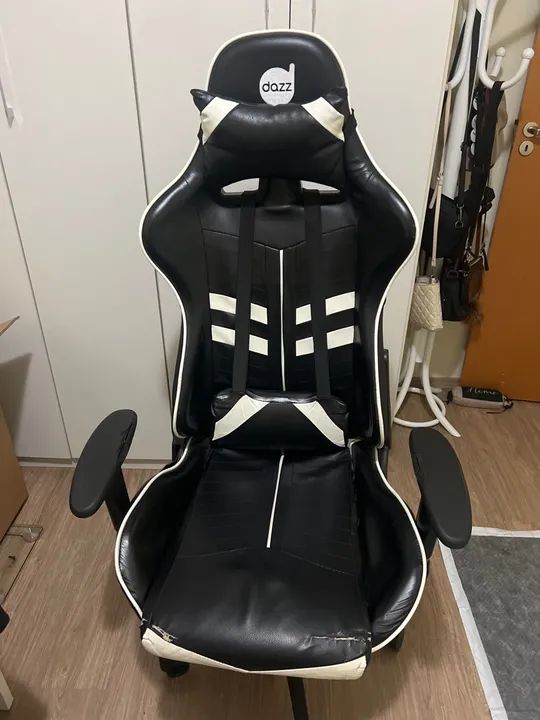 Vendo Cadeira Gamer Usada 