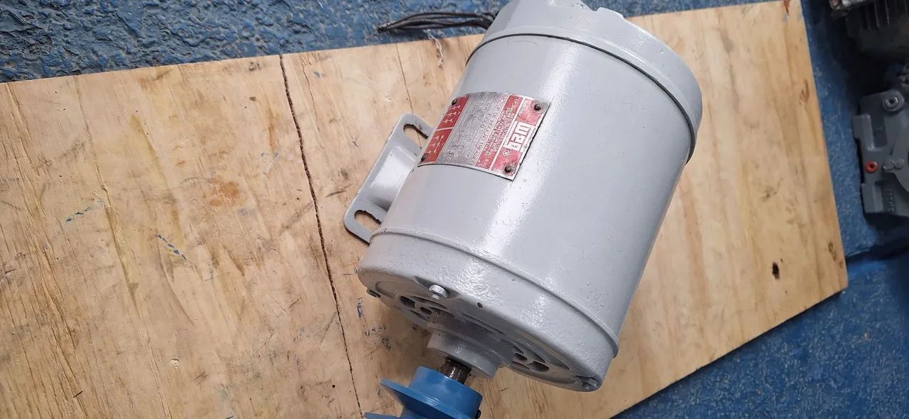 Motor elétrico trifásico 0.75 cv rotação: 3460 alta Rotação - Foto 4