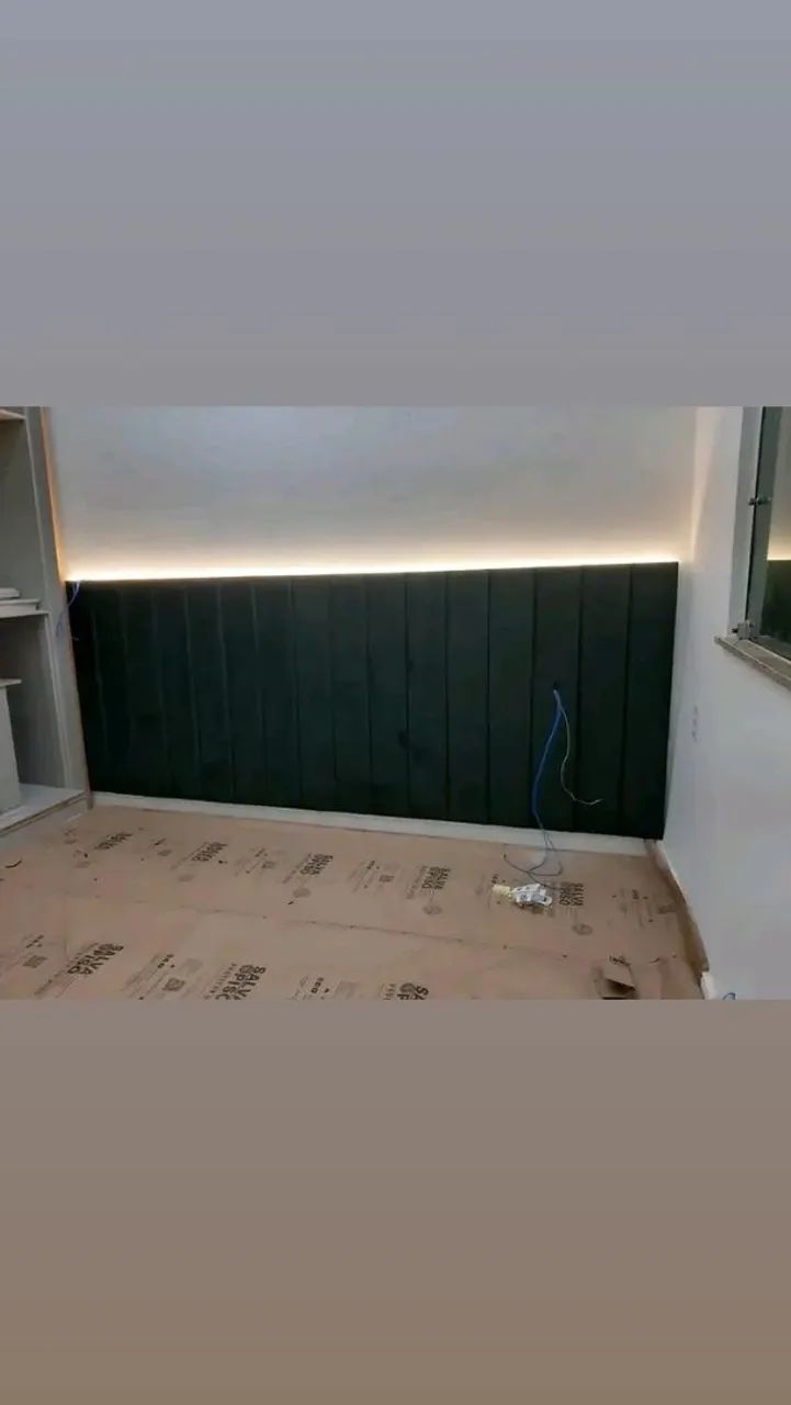 Cabeceira de Cama Estofada com LED