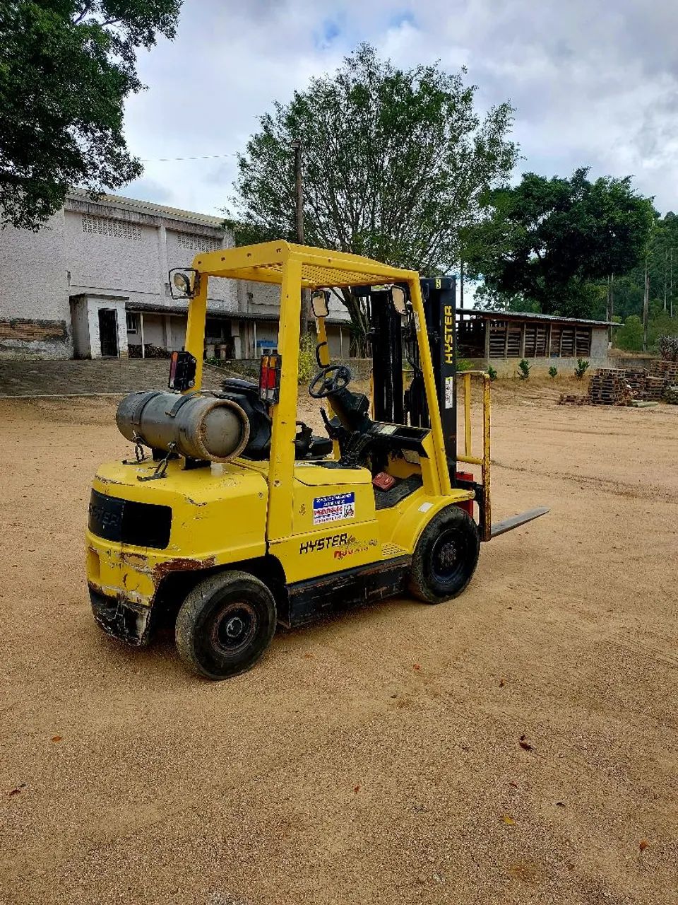 Empilhadeira hyster triplex com deslocador lateral  hyster xm 50 a gás top - Foto 3