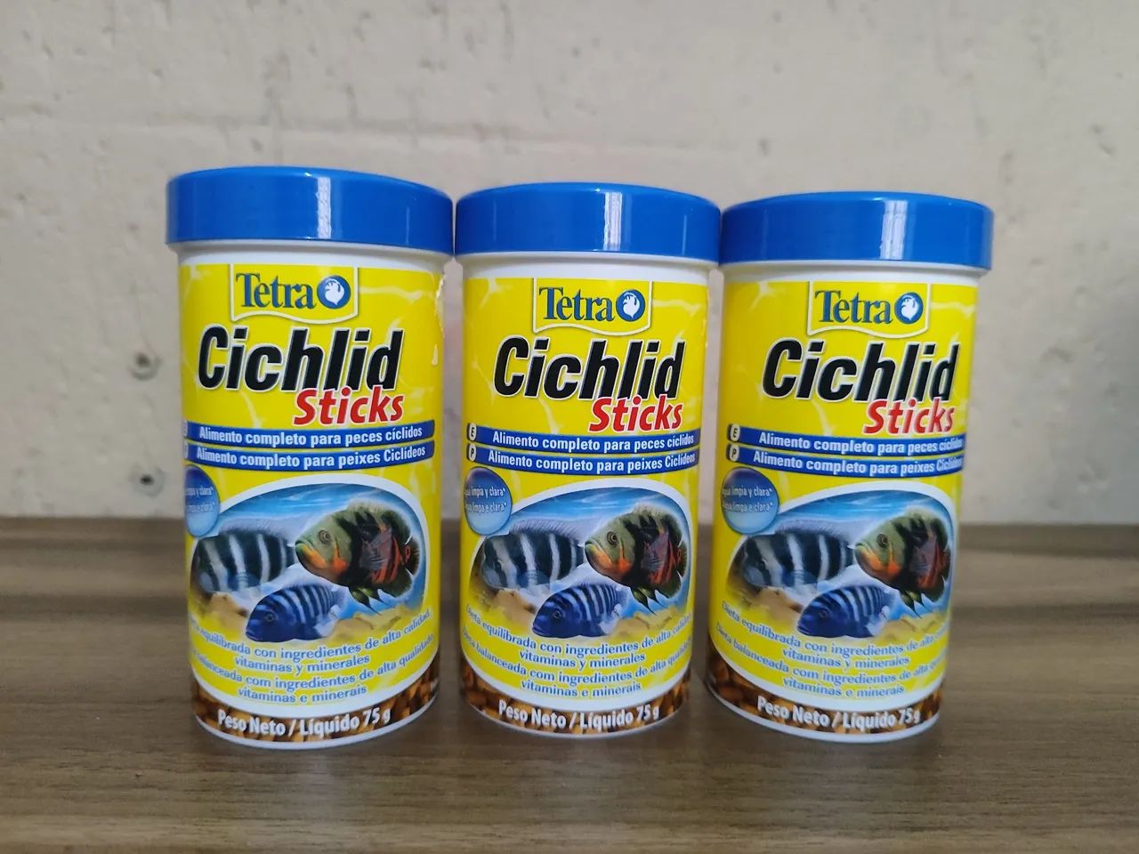 Ração Tetra Cichlid Sticks para Peixes Ciclídeos - 75g ( Seis potes )
