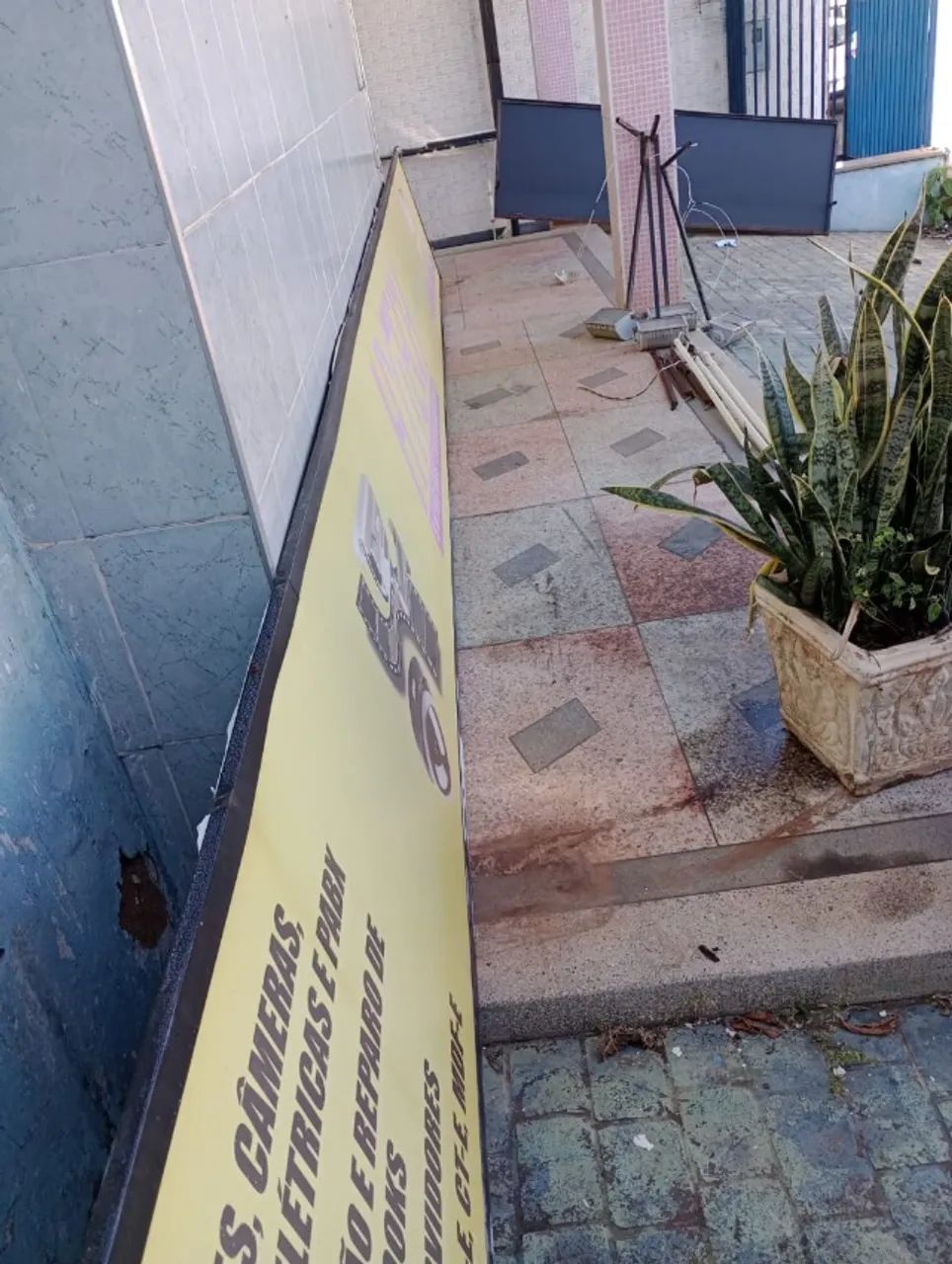 Estrutura para fachada para propaganda 7,44 X 0,84 - Foto 5