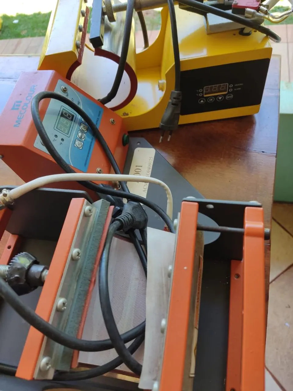 Máquina de Estampar Canecas e Objetos