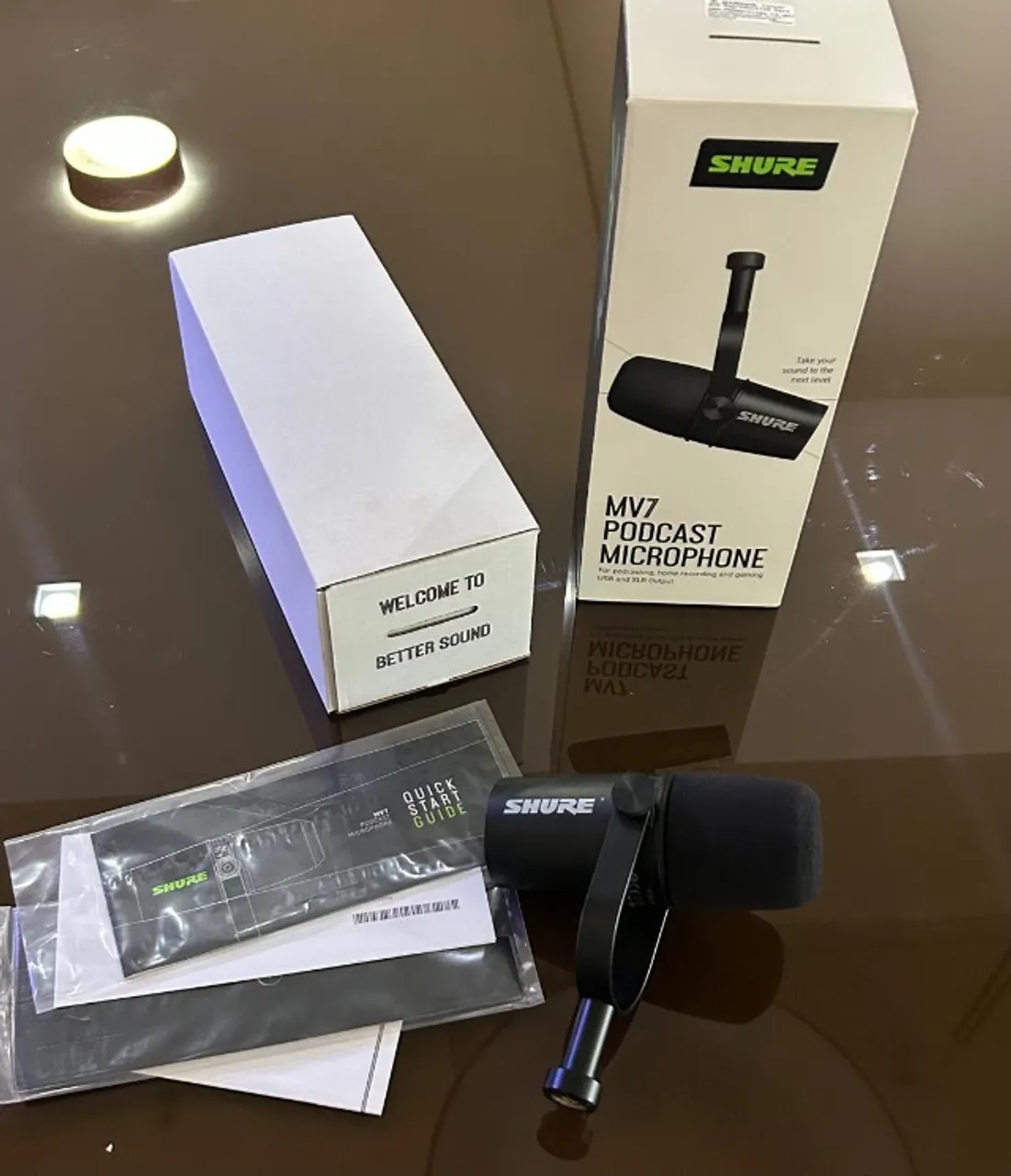Kit Podcast Profissional 2 Mic Shure MV7 + Interface RØDECaster