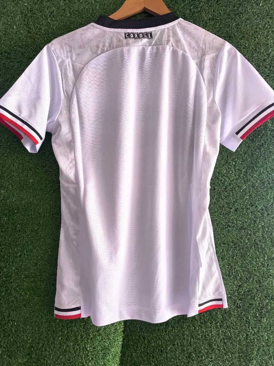 Camisa feminina Santa Cruz branca 2024 - Foto 3