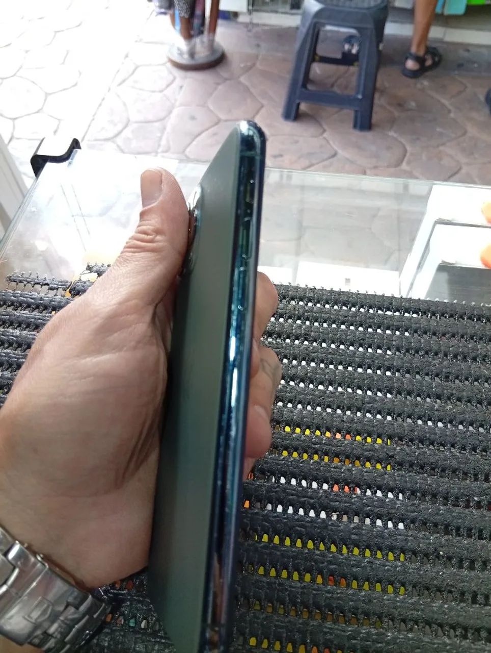 Vendo iPhone 11 pro Max excelente estado 64 GB - Foto 4