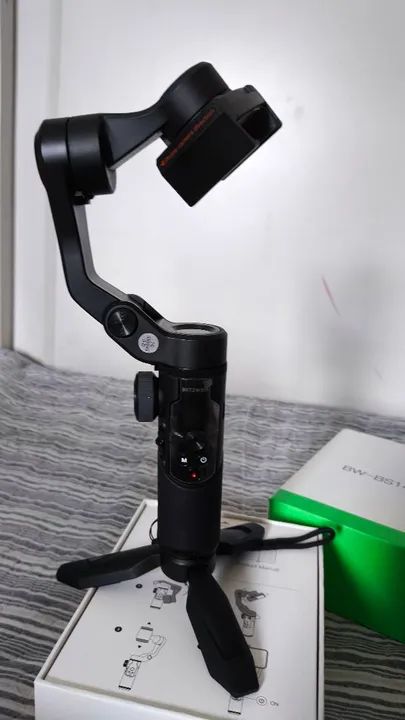 Estabilizador Gimbal BlitzWolf BW-BS14 Pro para Celular - Foto 2