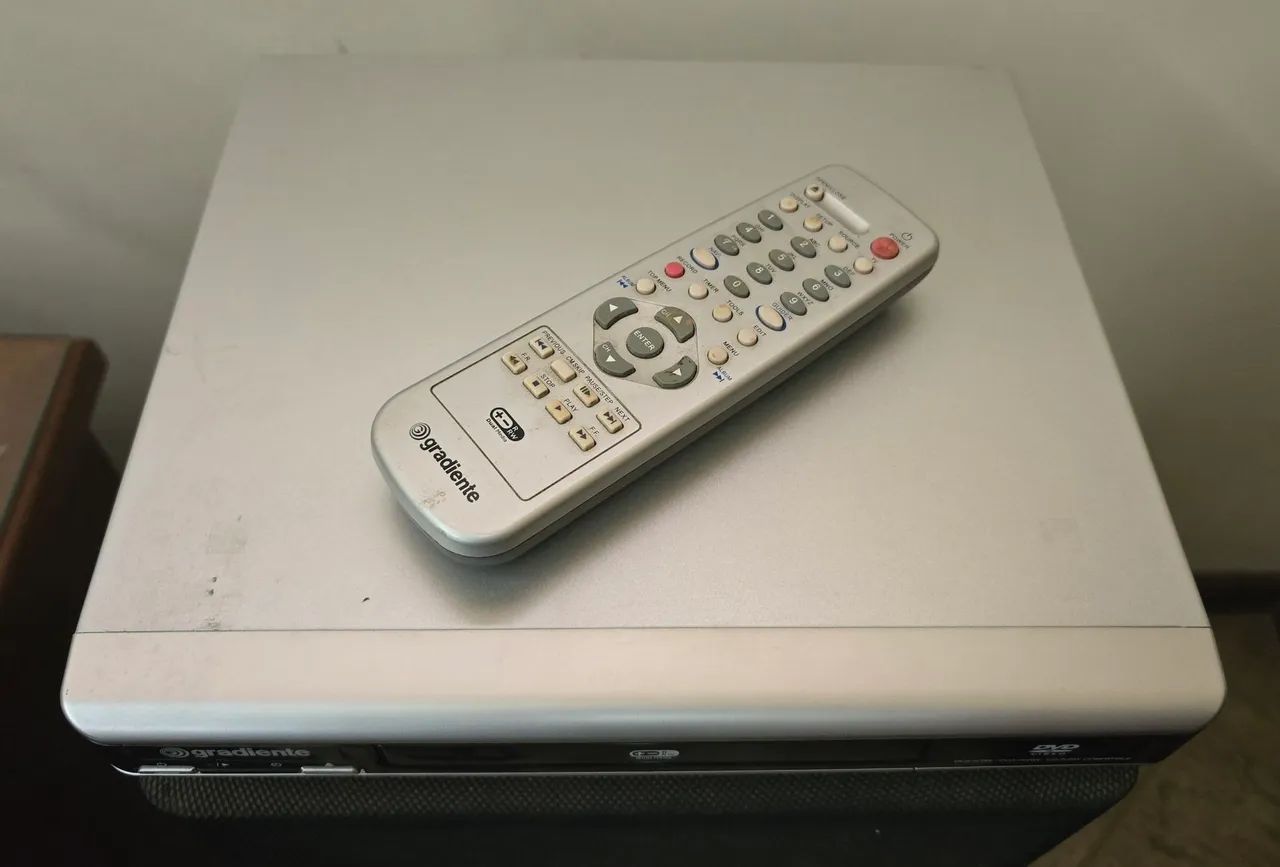 DVD Player Gravador Recorder Gradiente DR-850 - Foto 2