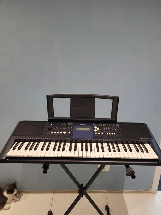 Teclado Yamaha PSR-E333