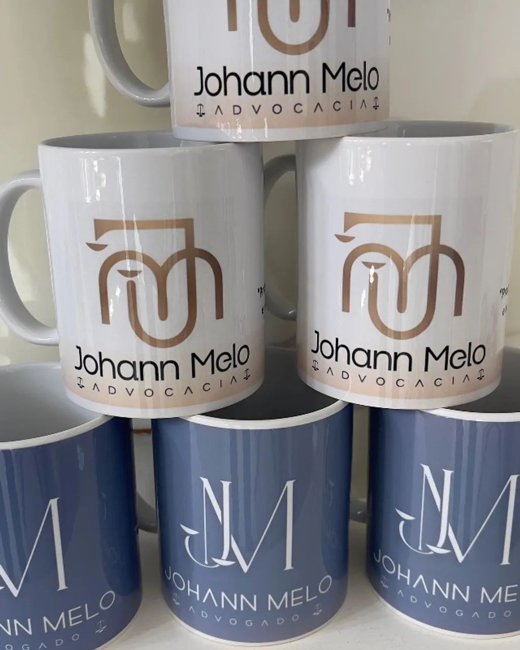 Canecas Personalizadas com Sua Marca - Destaque Seu Negócio com Estilo!