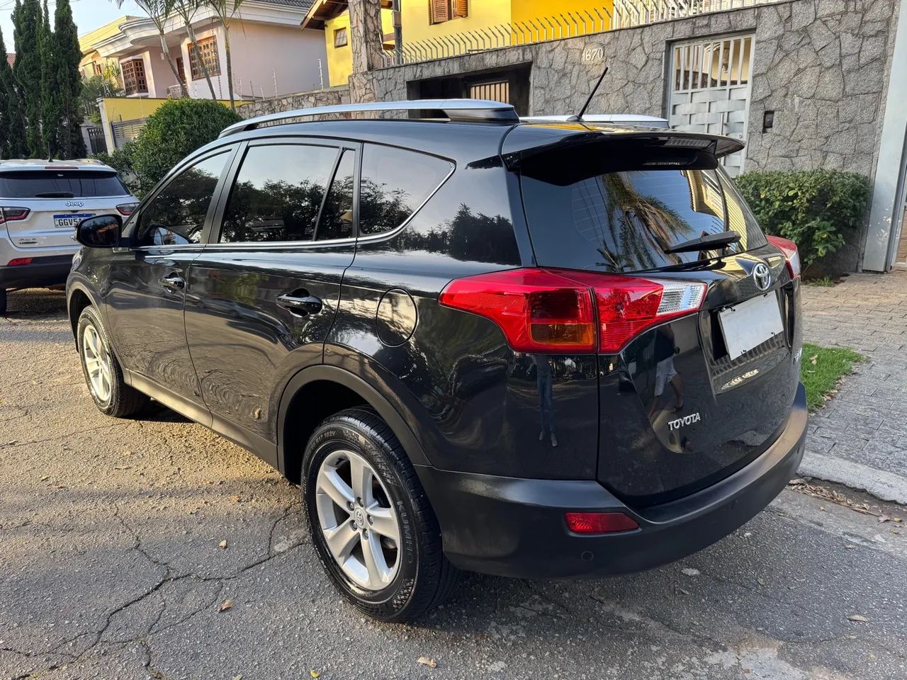 TOYOTA RAV4 AUTOMÁTICO BAIXO KM - Foto 5