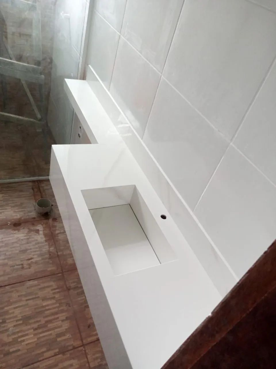 Pias esculpida em porcelanato  - Foto 3