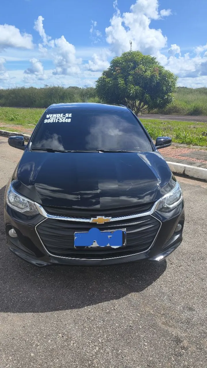 Vendo onix turbo.