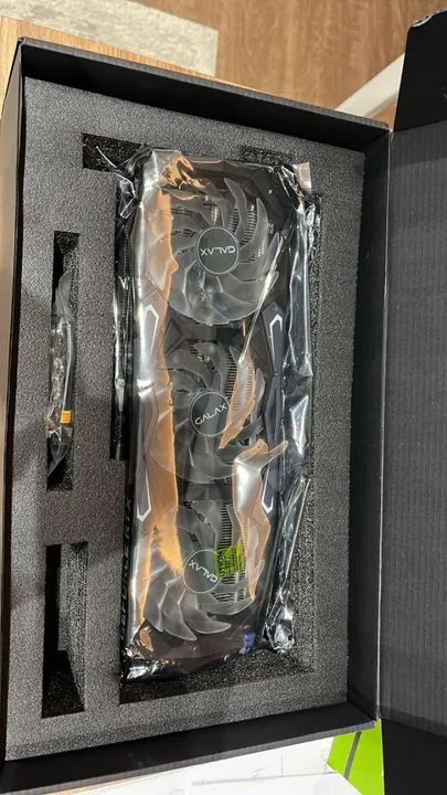 Placa De Vídeo Nvidia Galax Sg Geforce Rtx 3080 10gb (Usado) - Foto 3