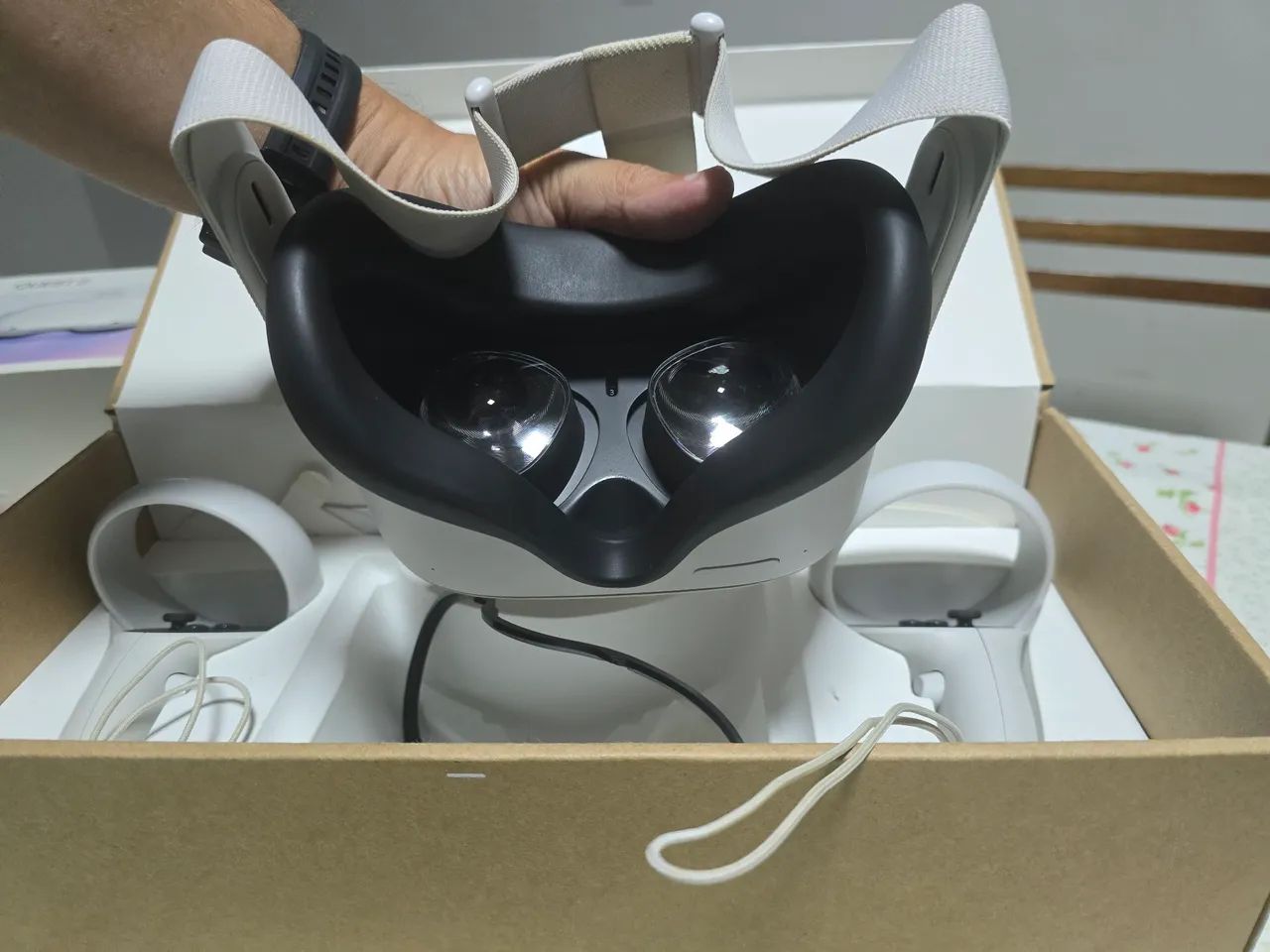 Meta Quest 2 128GB Conservado + Caixa e Cabo de Dados - Peças e