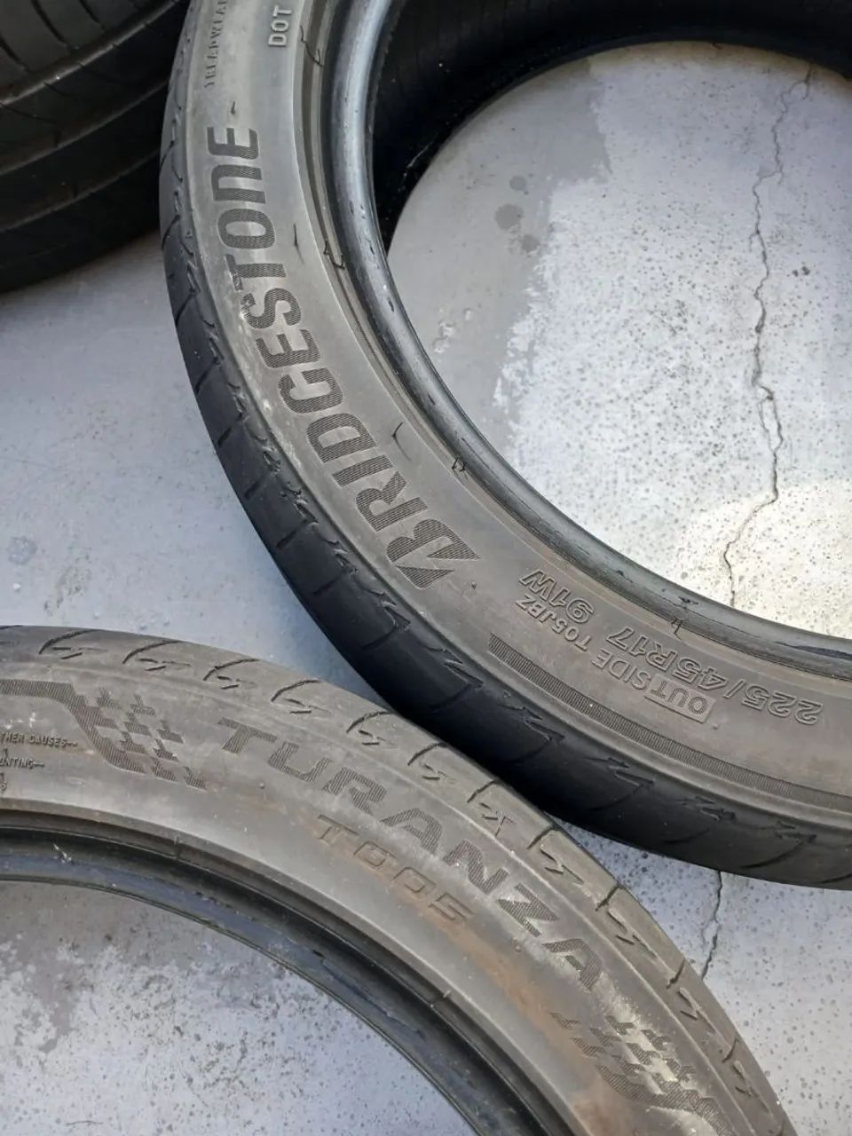 2 Pneus Michellin Primacy 4 e 2 Pneus Bridgestone Turanza aro 17 - Foto 3