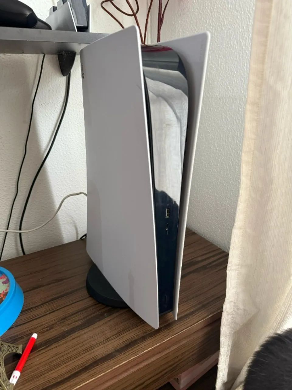 PS5 Playstation 5 Edição Digital, SSD 825GB, 2 Controles DualSense + Base de carregamento - Foto 5