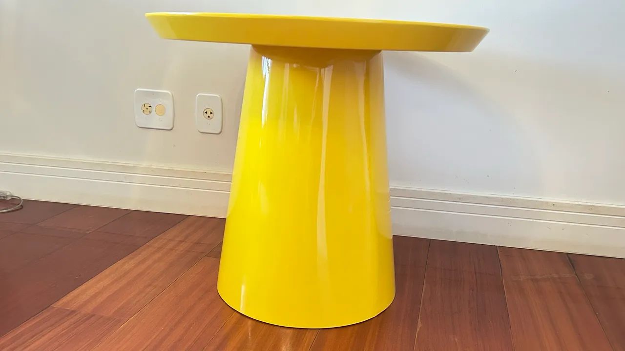 Mesa de Canto - Artzzi. 