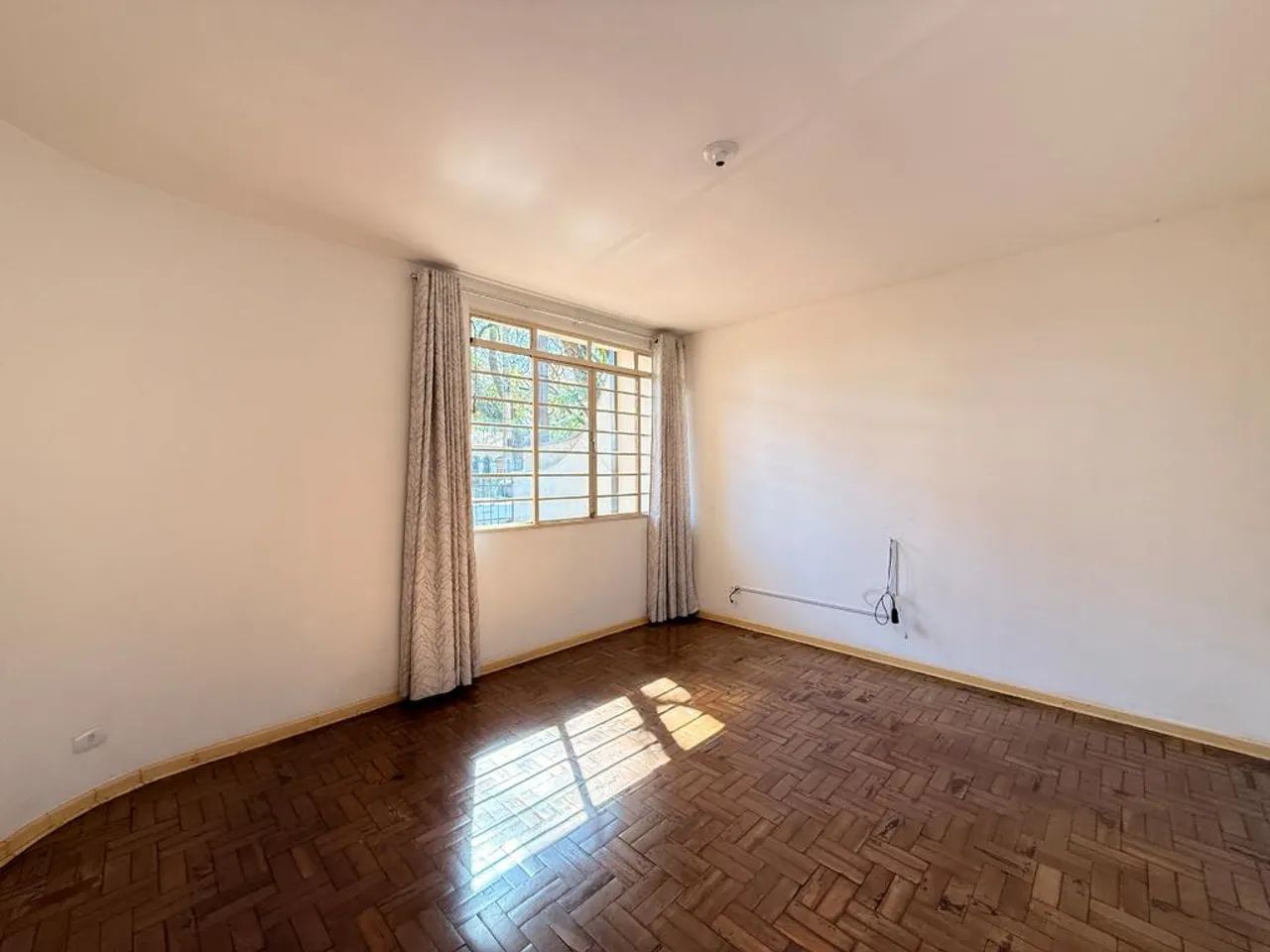 Casa para alugar em Maringá, Zona 07, com 3 quartos, com 175.06 m² - Foto 4