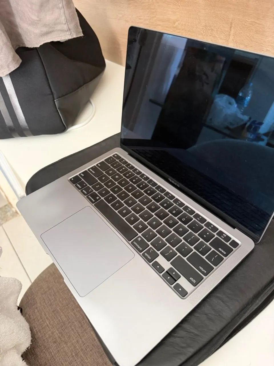 Macbook Air Intel Core i3 13" 8GB SSD 256 GB - Foto 3