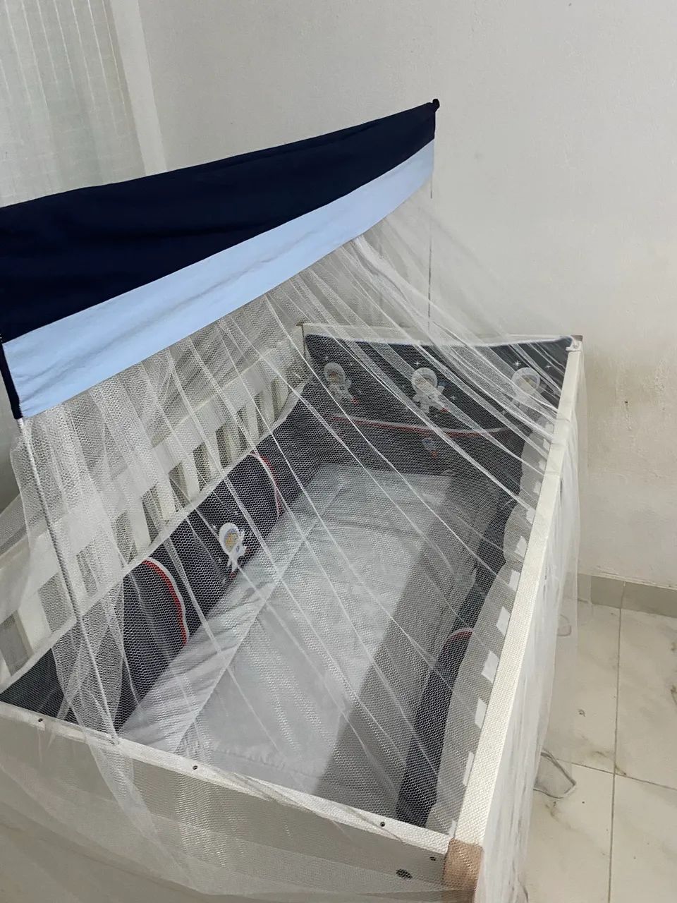 VENDO KIT DE BERÇO ASTRONAUTA - Foto 3