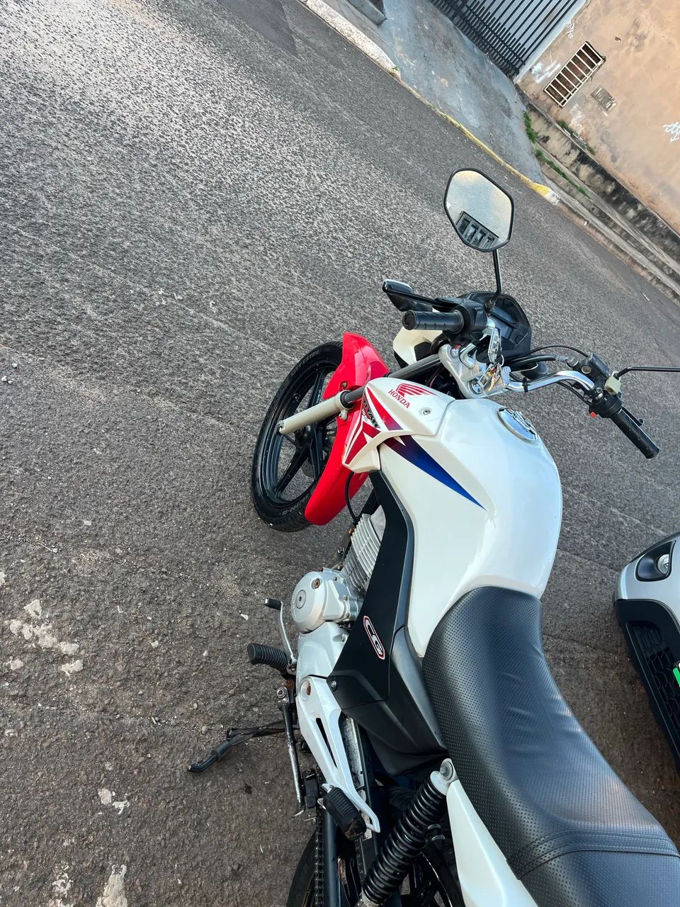 TITAN 150 2015 - Foto 4