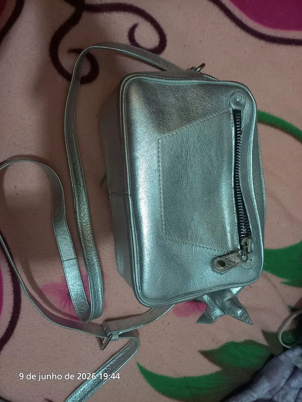 Bolsa de couro cristologia 
