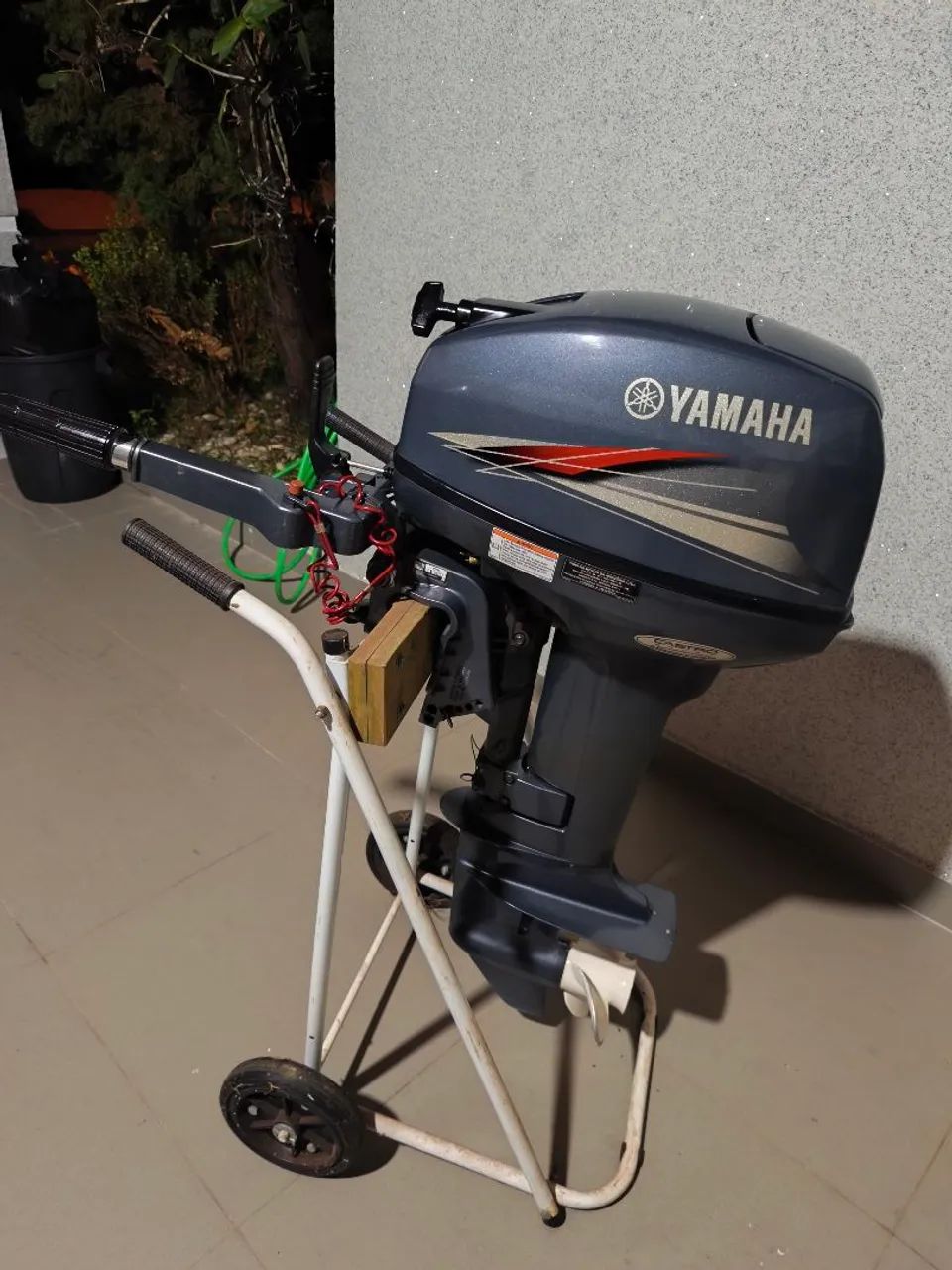 Motor de popa 15hp Yamaha 2013 - Foto 3