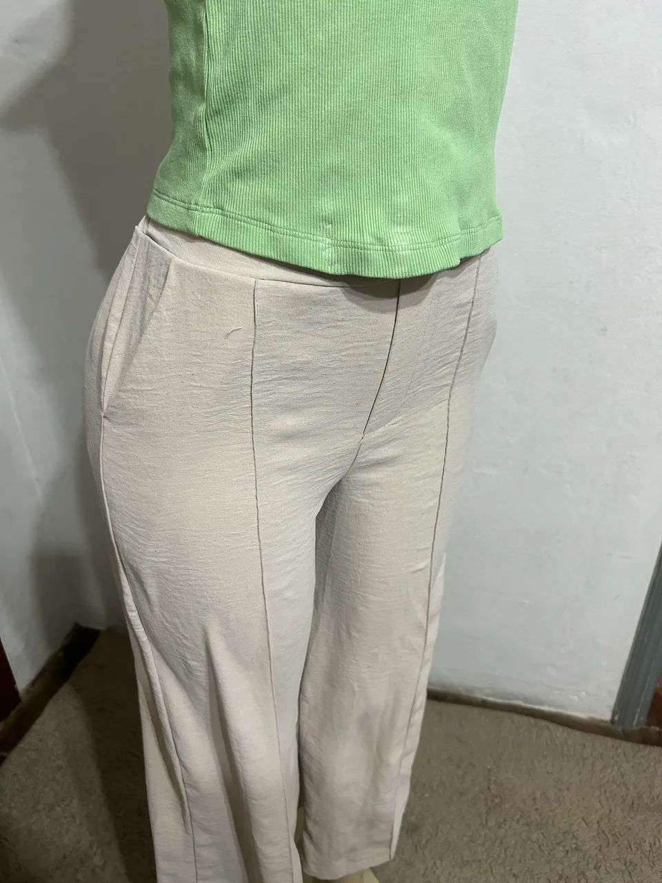 Kit feminino calça + blusa - tamanho P  - Foto 3
