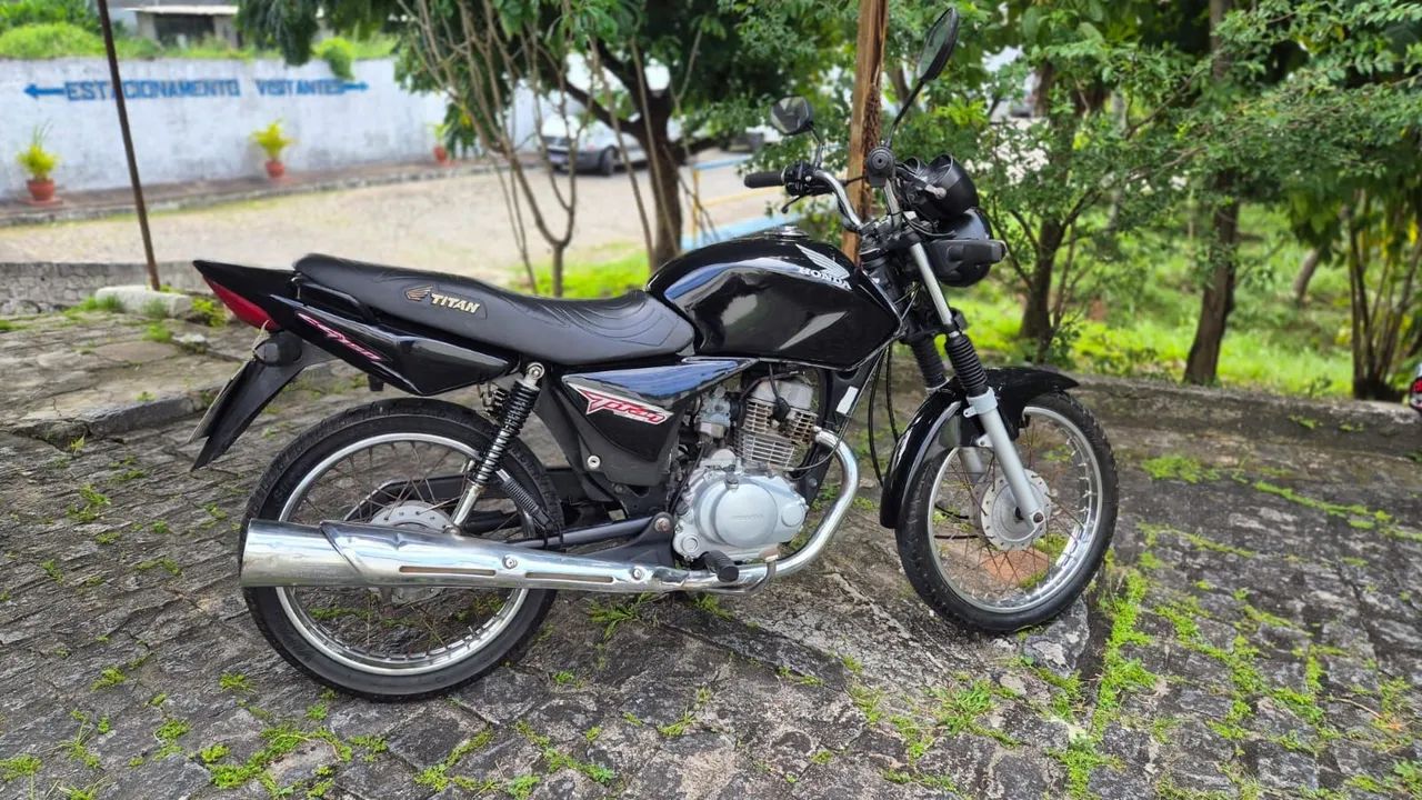 TINTAN ES 150 2008
