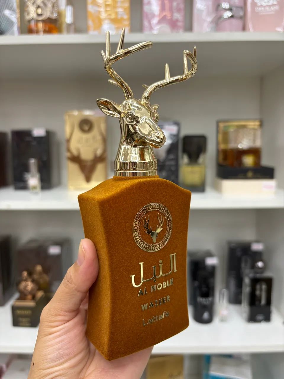 Perfume árabe Al noble wazeer 100ml - Foto 2