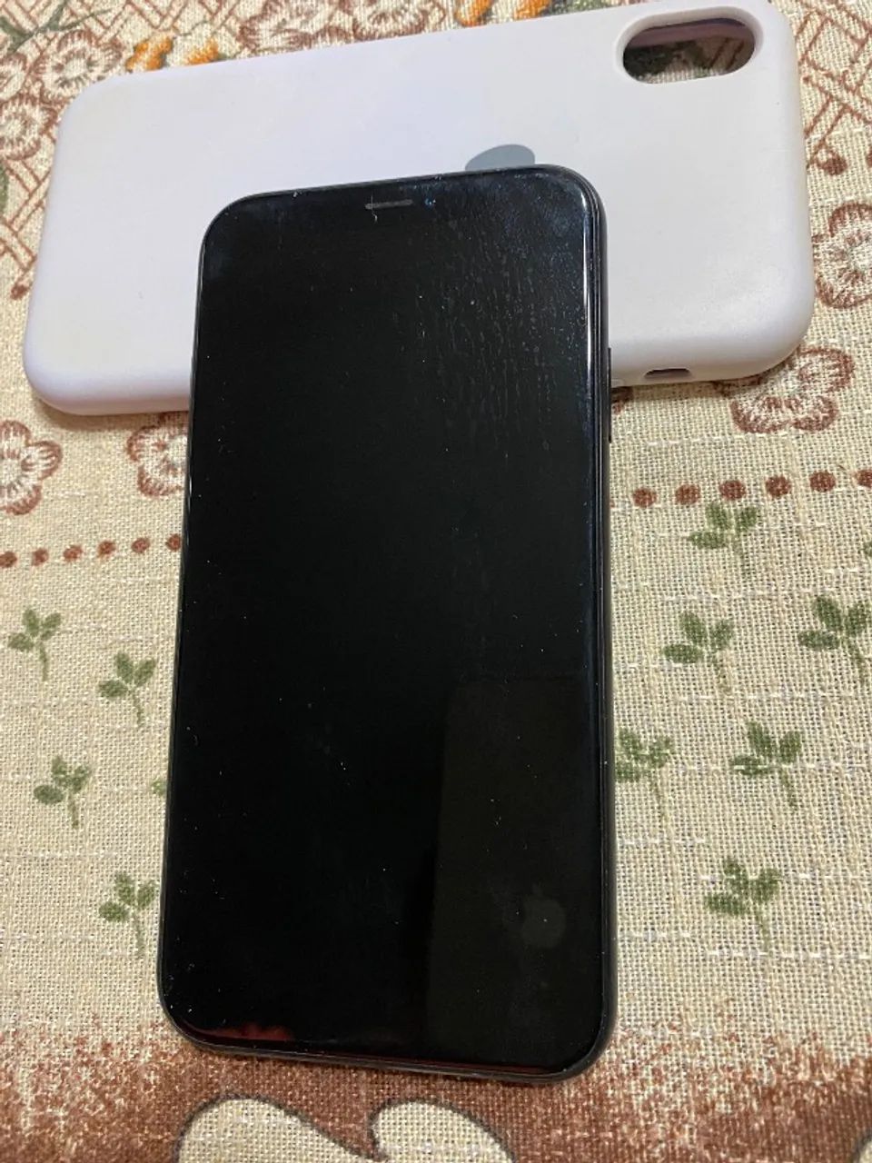 Vendo IPhone XR em ótimo estado. Seminovo  - Foto 2