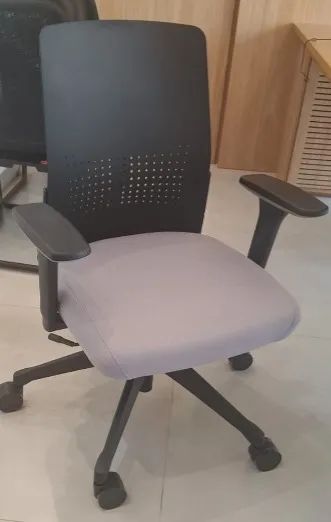 Cadeira Cavaletti Escritório Premium - Nova - Oportunidade Única!