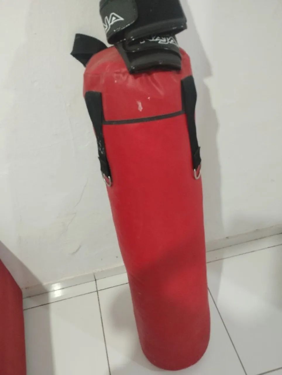 Saco de pancada mais Par de luvas 