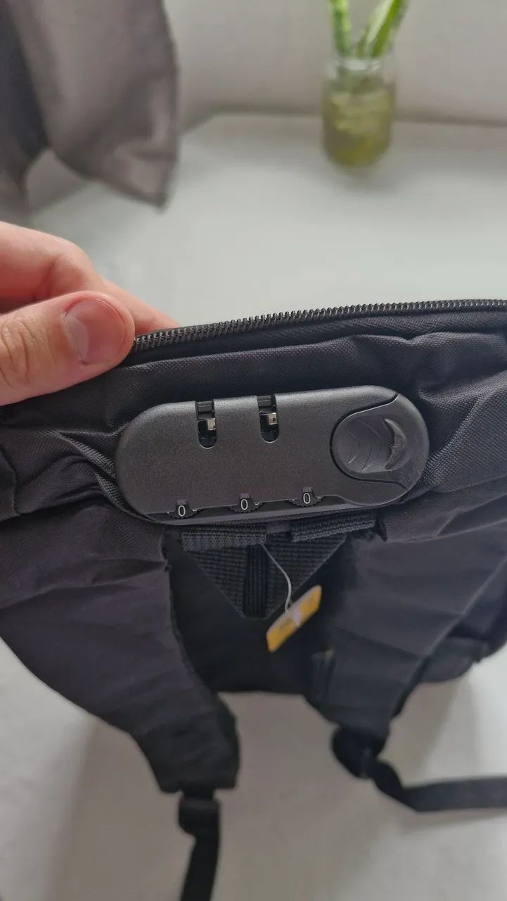 Mochila técnica preta - Foto 4