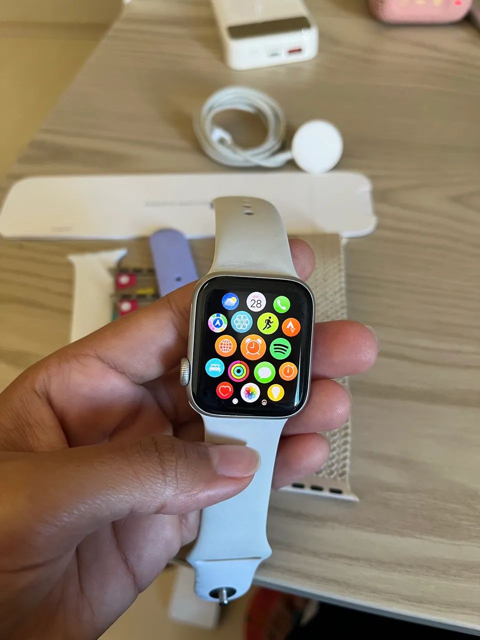 Apple Watch SE GPS 40mm com pulseiras - Foto 3