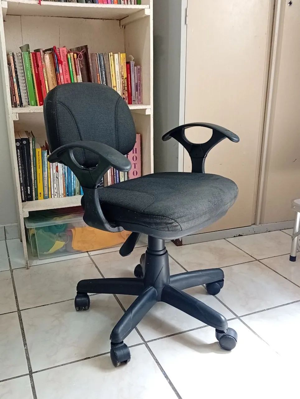 CADEIRA ESTUDANTE