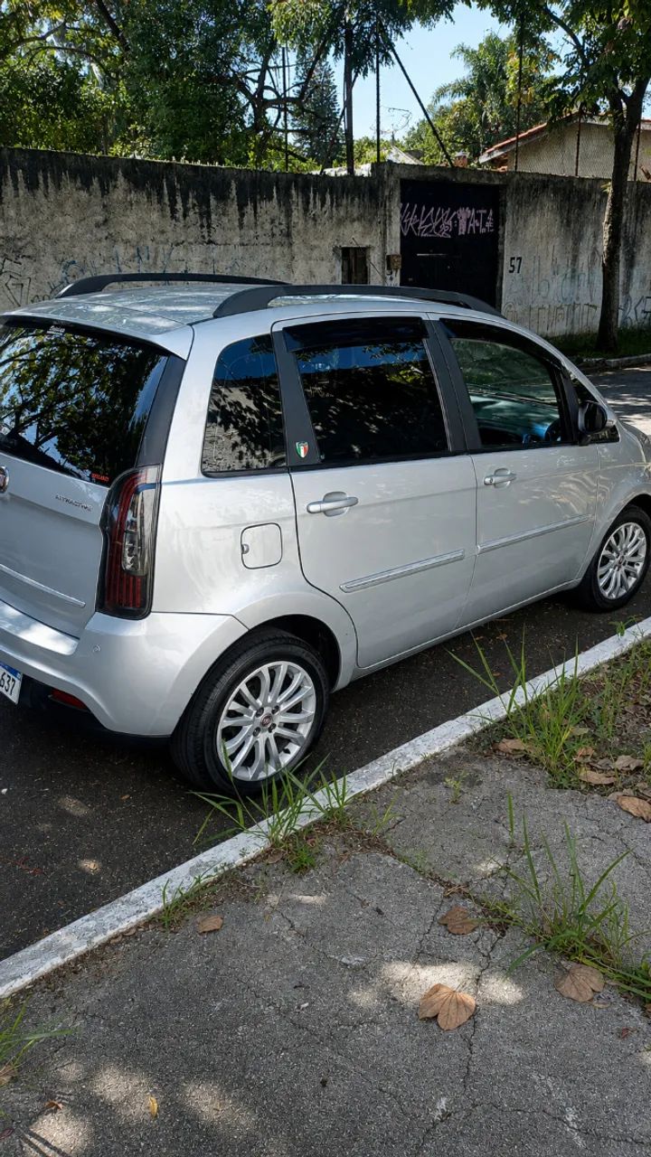 Fiat Idea Attractive 1.4 Fire Flex 8V 5P 2014