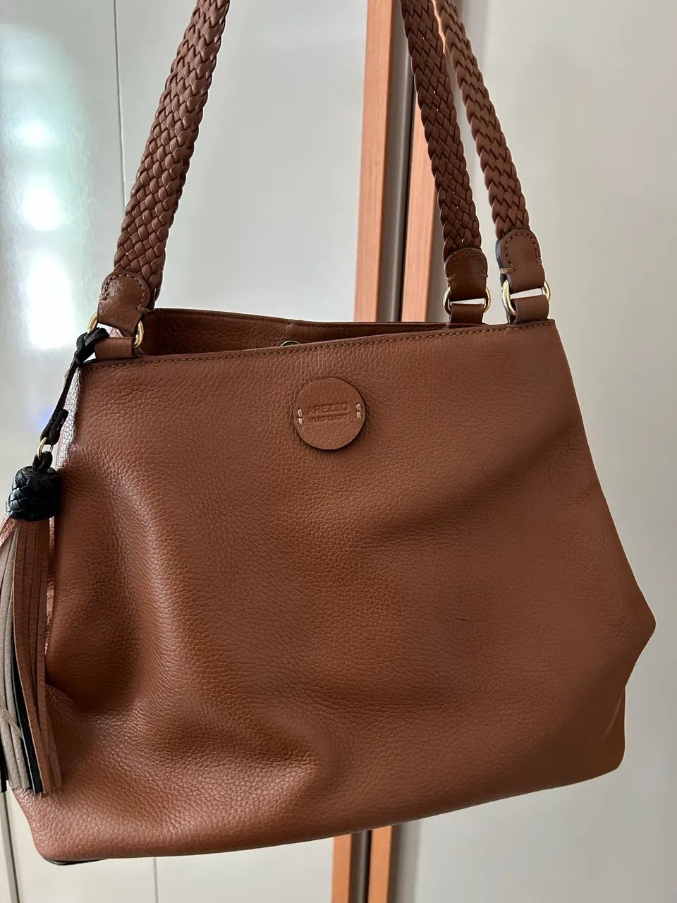 Bolsa grande de couro Arezzo  - Foto 3
