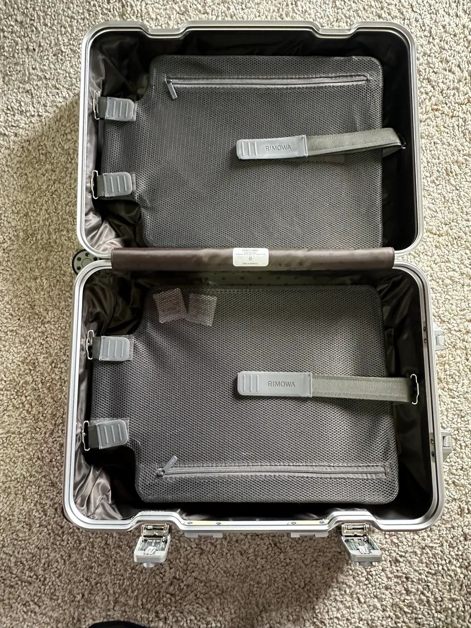 Mala Rimowa prata clássica  - Foto 3