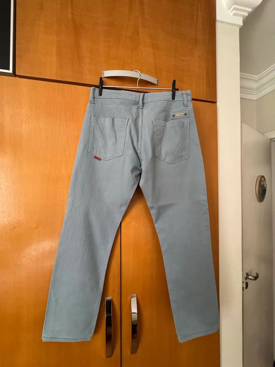 Calça ZAK azul claro tamanho 42  - Foto 3