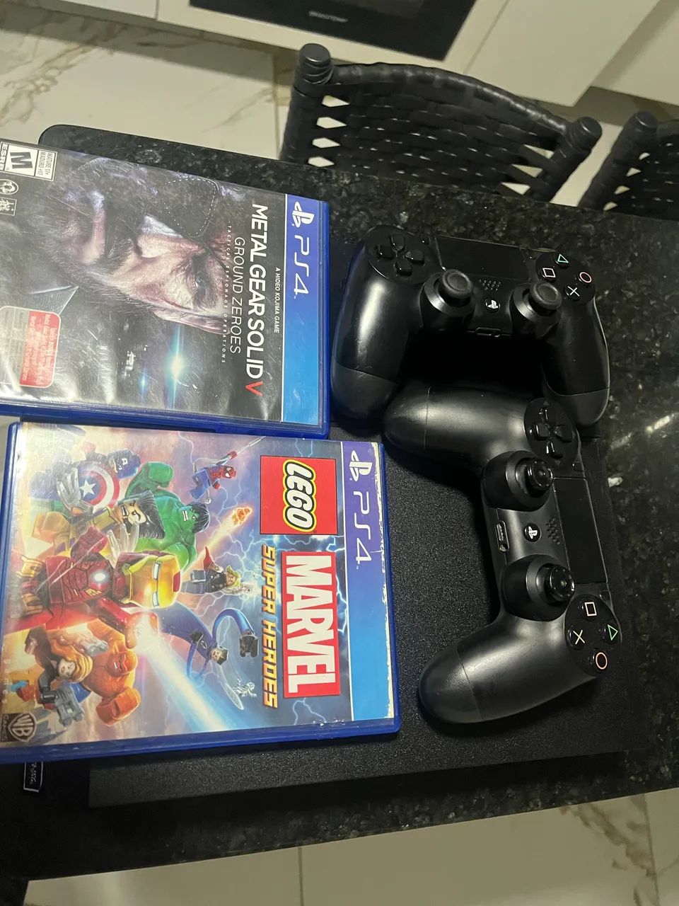 PS4