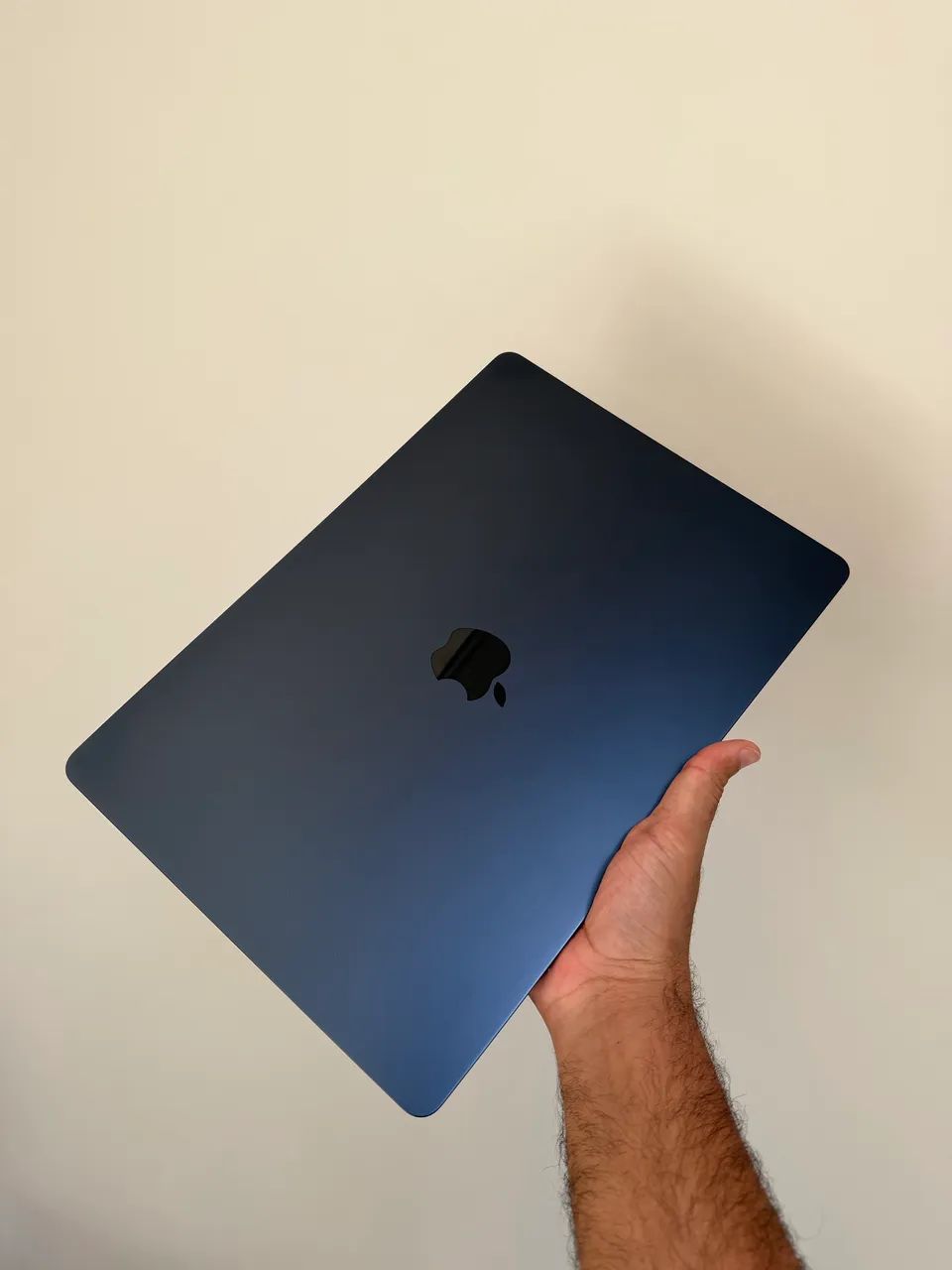 MacBook Air m2 256gb 15pol