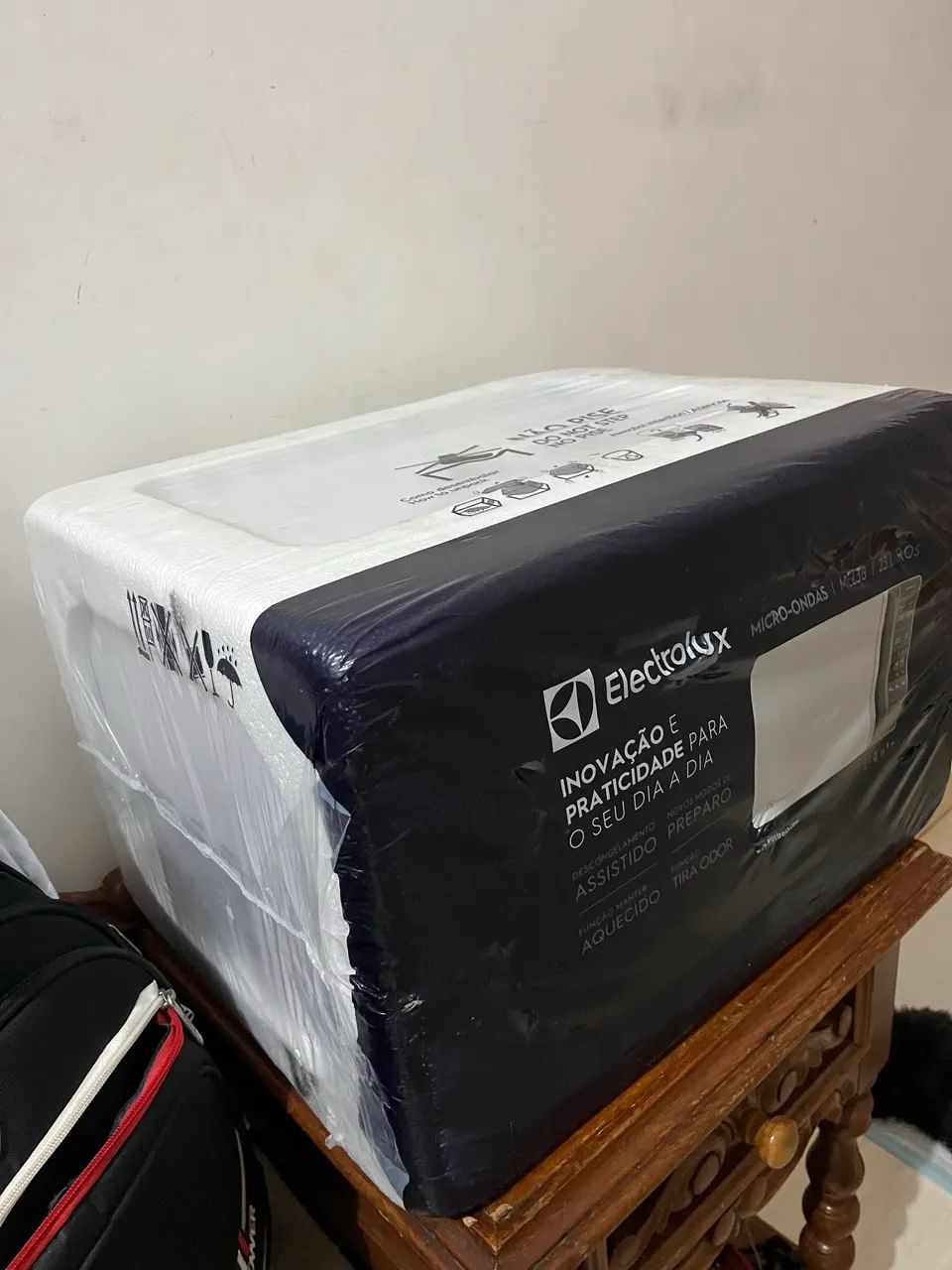 Micro-ondas Electrolux 23L Branco Efficient ME23B - Foto 2