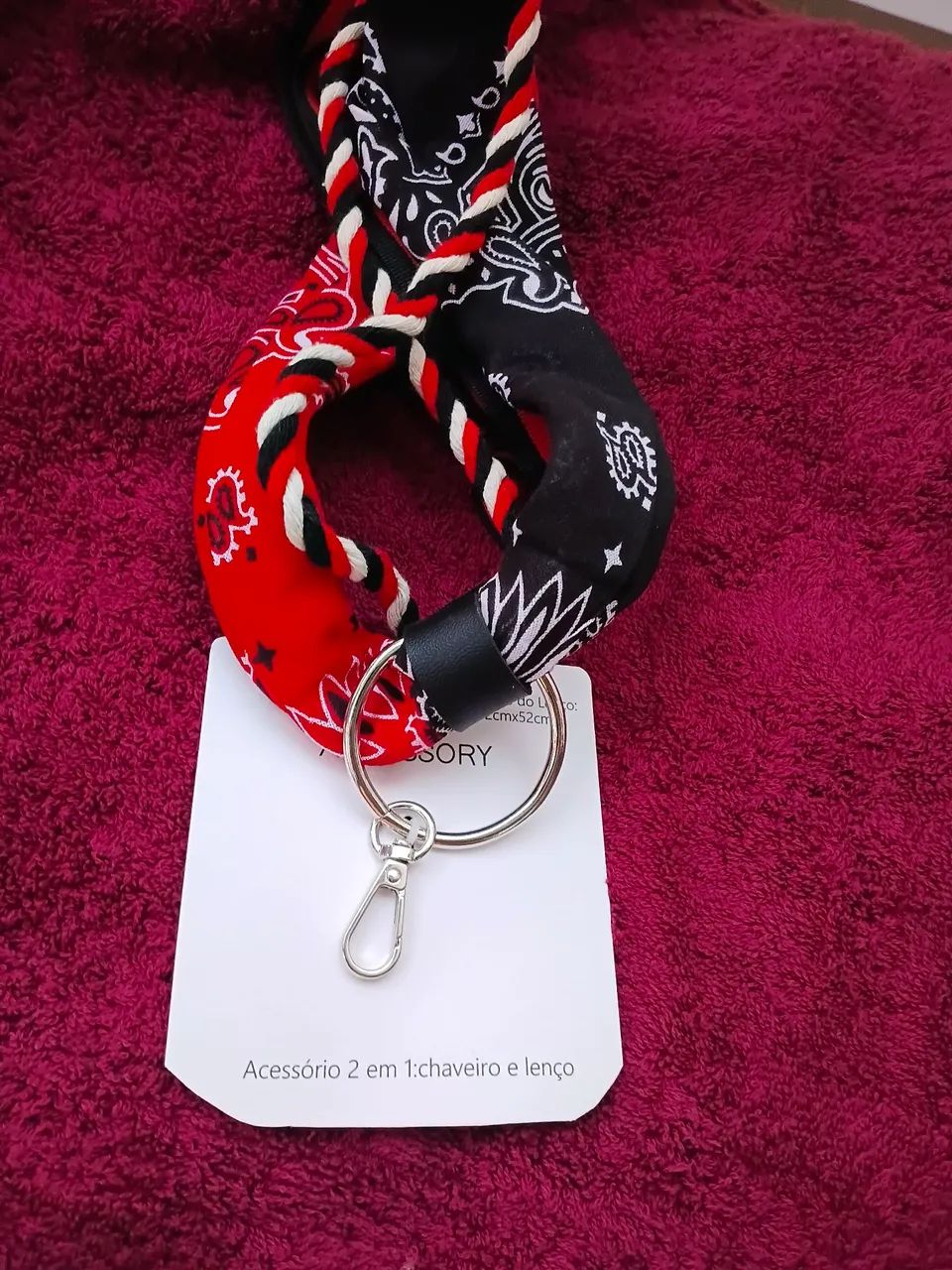 Chaveiro e lenço  - Foto 3
