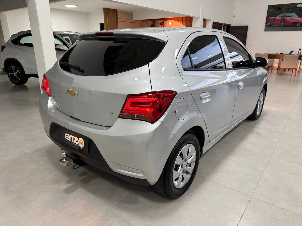 Chevrolet Onix Hatch LT 1.0 8V Flex Mec. 4P 2018 - Foto 4