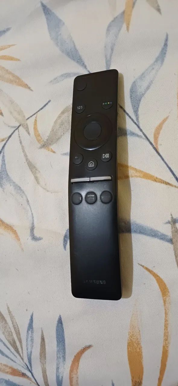 Vendo TV Samsung 43 polegadas  com defeito  - Foto 4