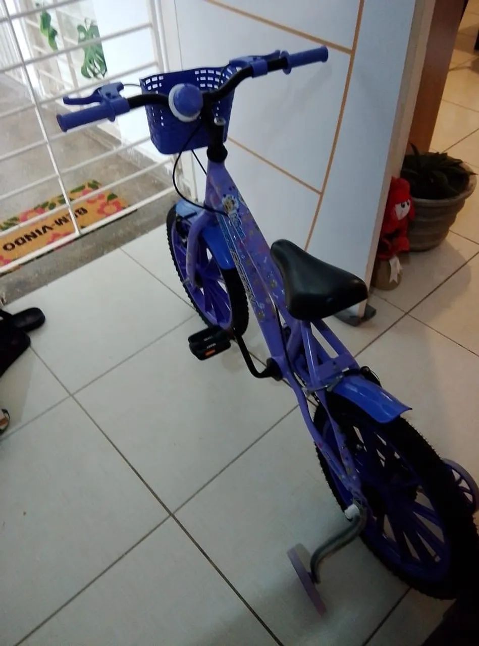 Bicicleta infantil com cestinha  - Foto 3
