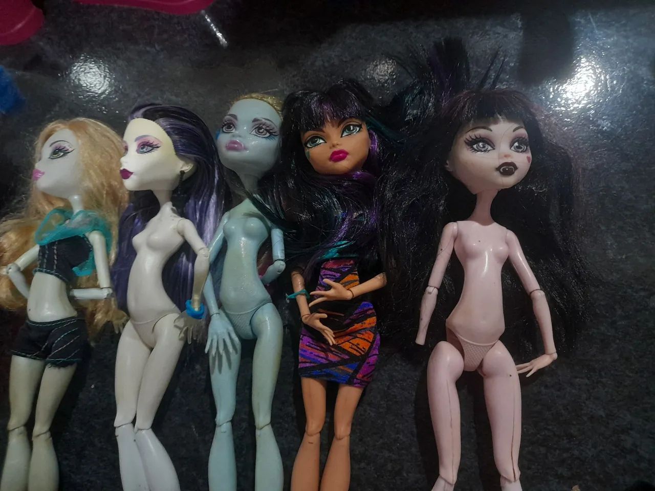 Vendo sucatas Monster High ( não vendo separado) - Foto 2